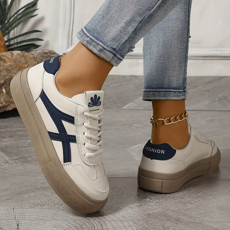 Women's All Season Platform Sneakers with Lace-up - Image 4