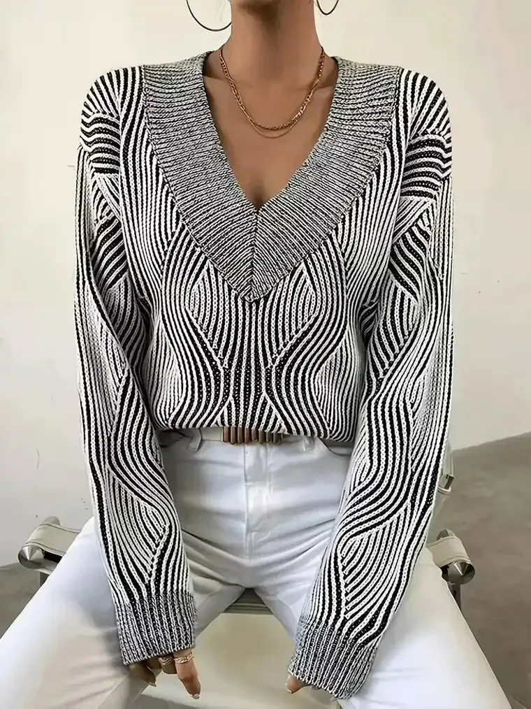 Women's Black and White V-Neck Striped Sweater