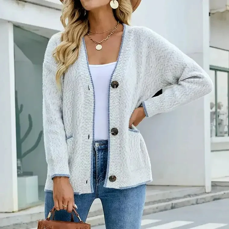 Women's Chunky Knit Cardigan - Image 4