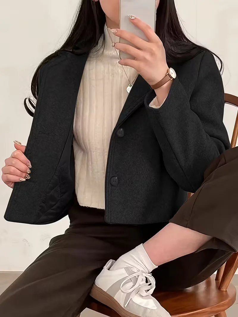 Women's Cropped Blazer - Image 3