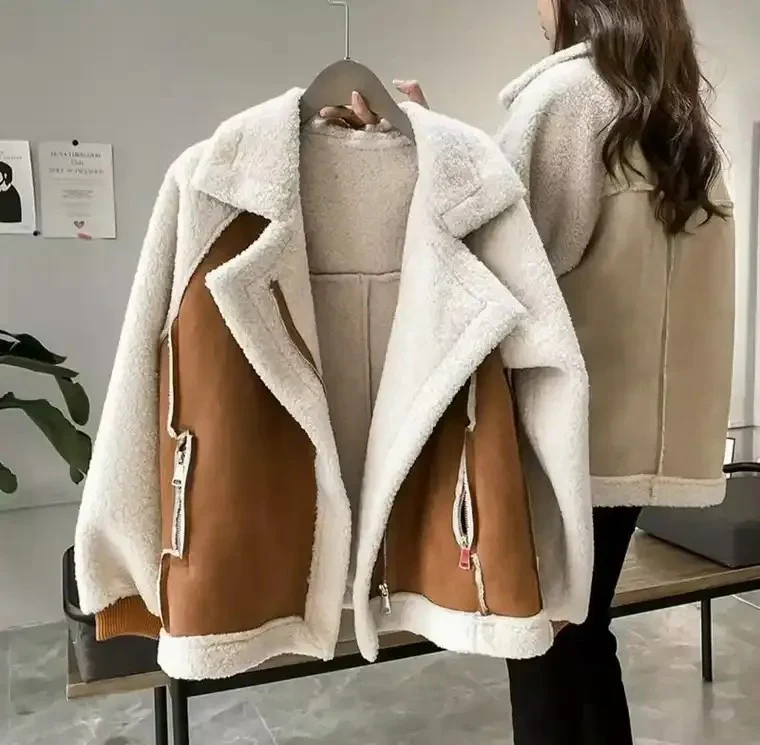 Women's Cropped Two-Tone Coat - Image 2