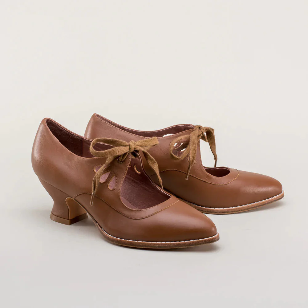 Women's Cut-out Shoes with Ribbon Laces and Heels - Image 5