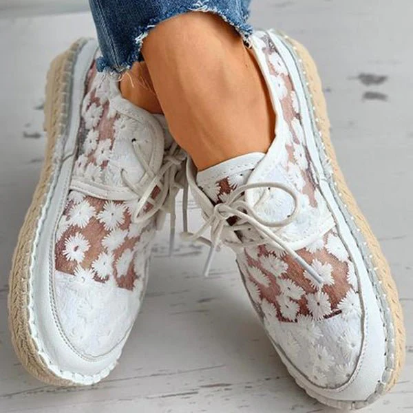 Women's Embroidered Shoes with Lace-up and Espadrille Sole - Image 6