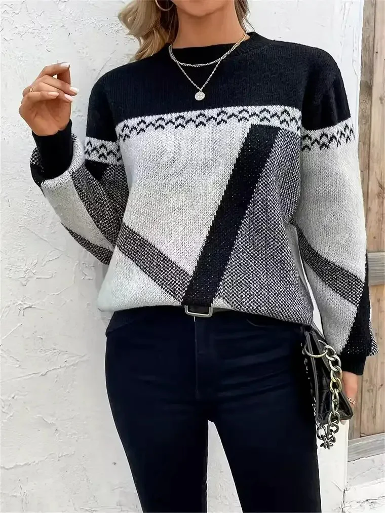 Women's Geometric Pattern Sweater - Image 2