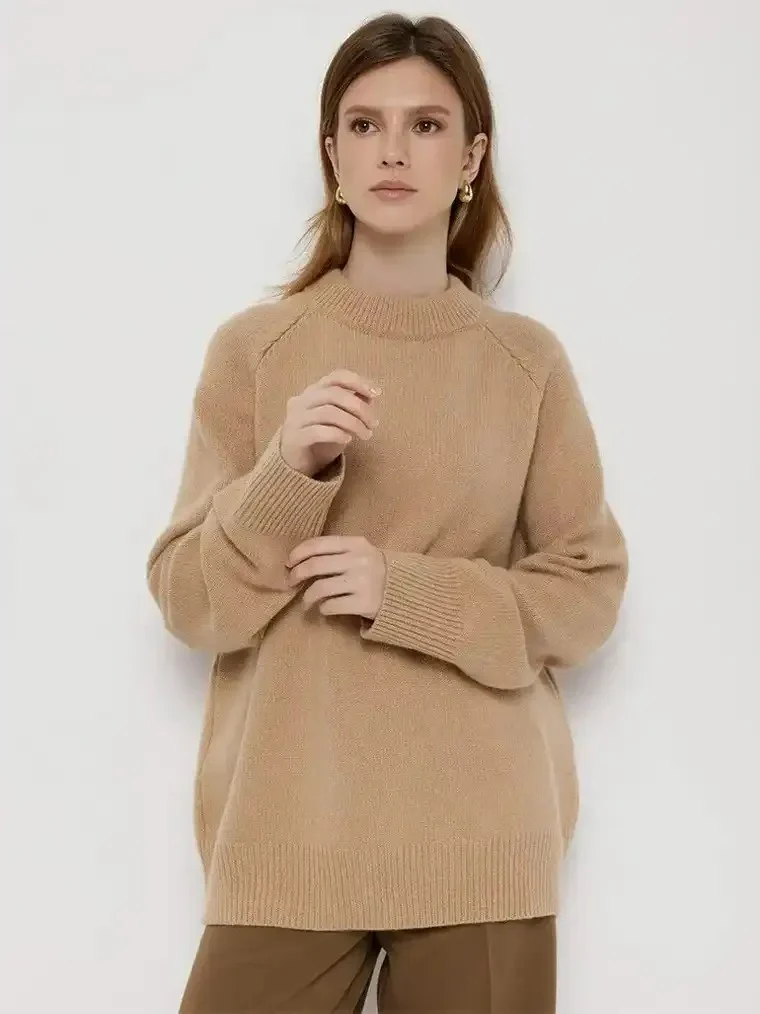 Women's High Crewneck Sweater with Raglan Sleeves - Image 4