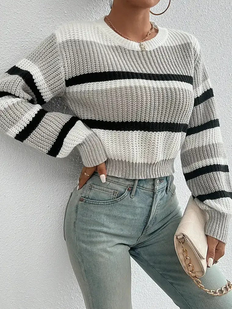 Women's Lantern Sleeves Cropped Striped Sweater - Image 3