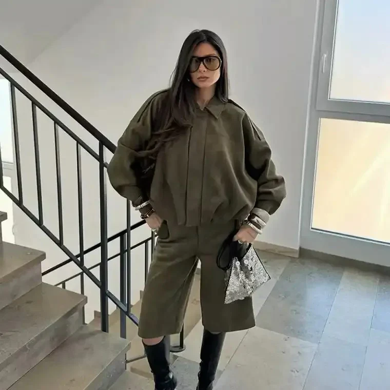 Women's Loose Cropped Jacket and Shorts Set - Image 2