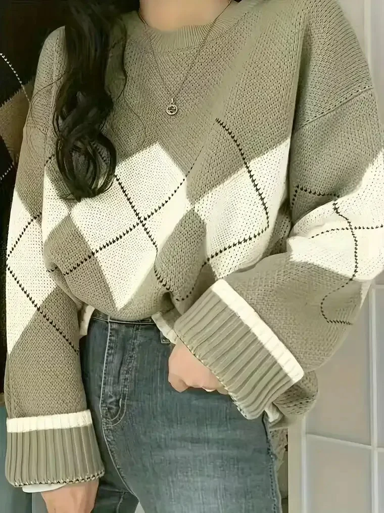 Women's Oversized Argyle Pattern Sweater