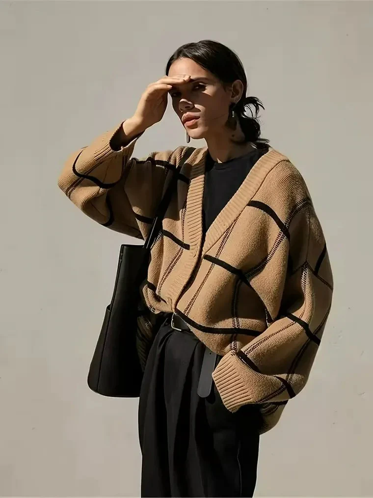 Women's Oversized Plaid Cardigan with Lantern Sleeves - Image 2