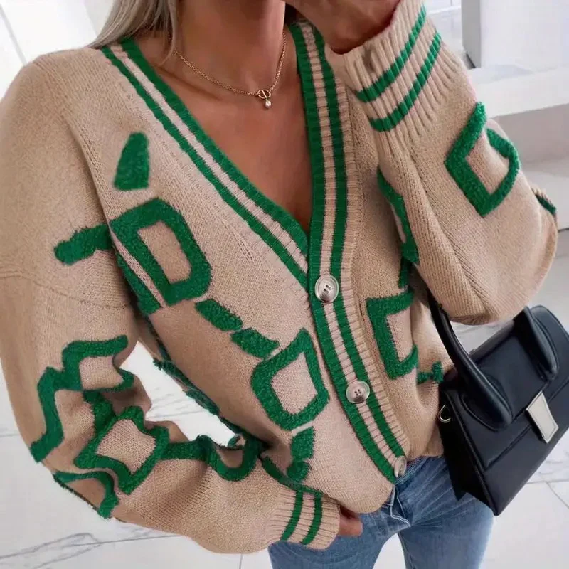 Women's Patterned Long Sleeves Cardigan - Image 3