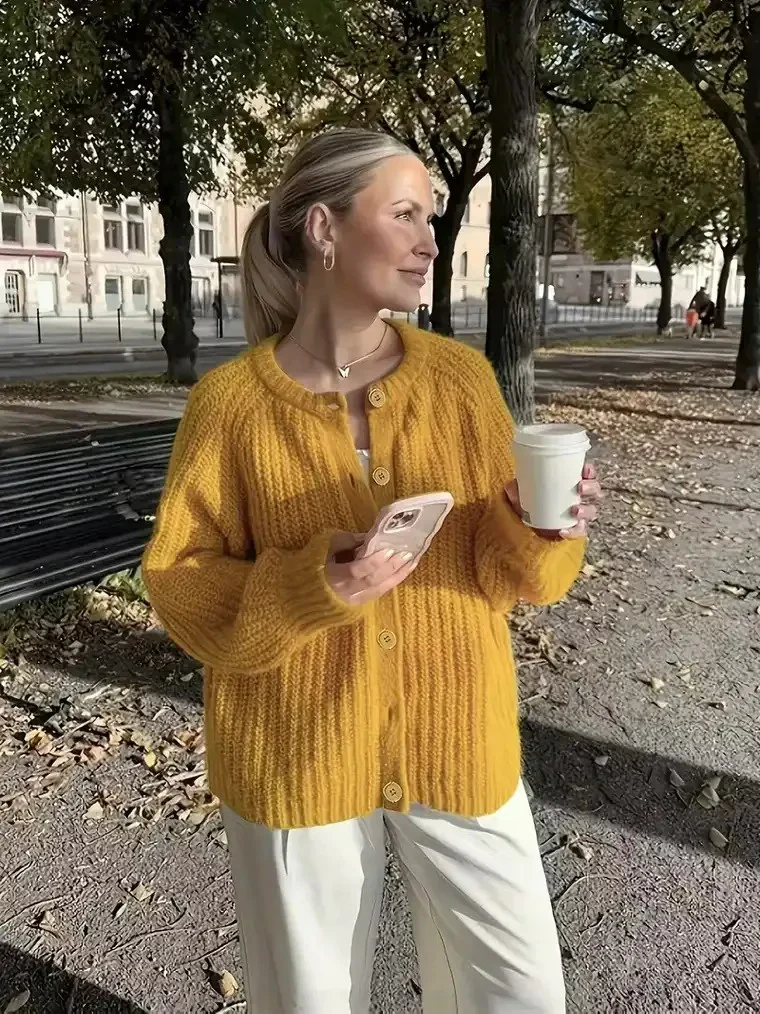 Women's Ribbed Knit Cardigan - Image 2