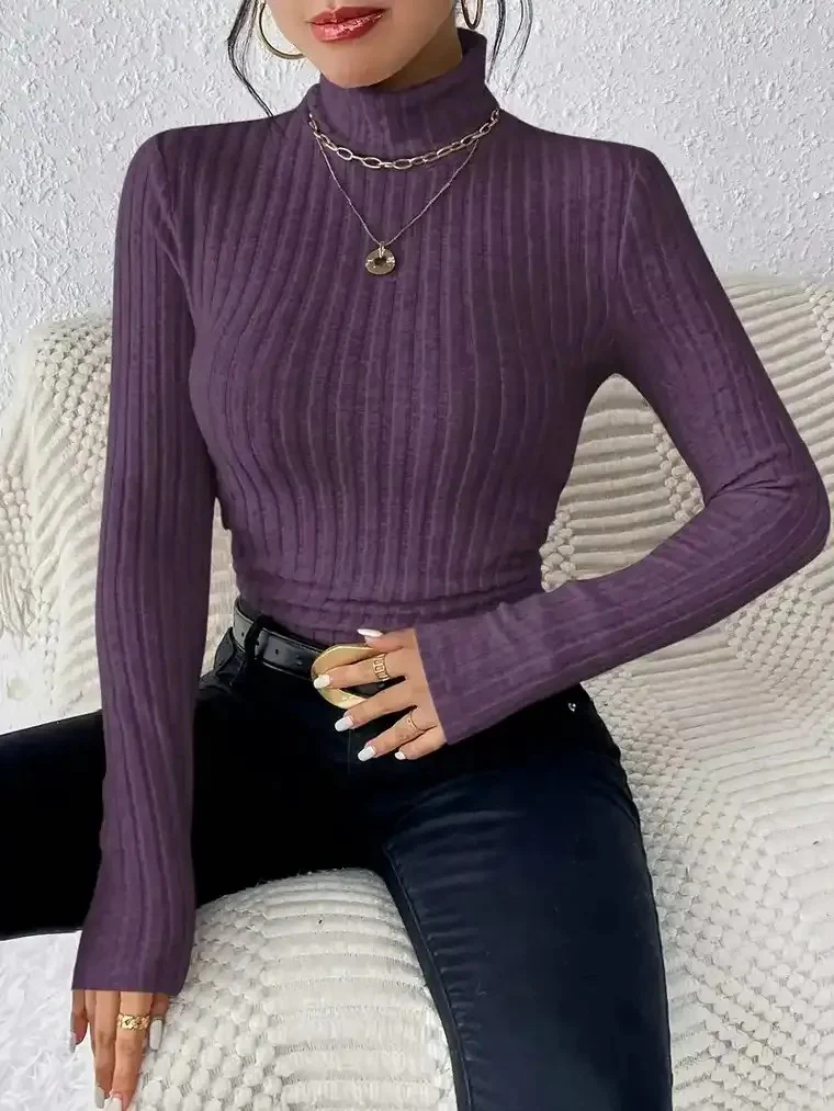 Women's Ribbed Turtleneck Sweater - Image 4