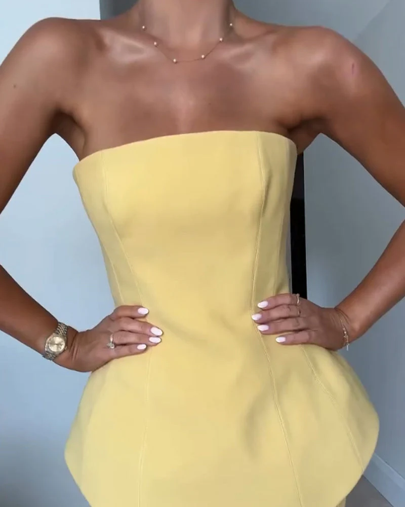 Women's Summer Dress with Strapless and Textured Skirt - Image 4