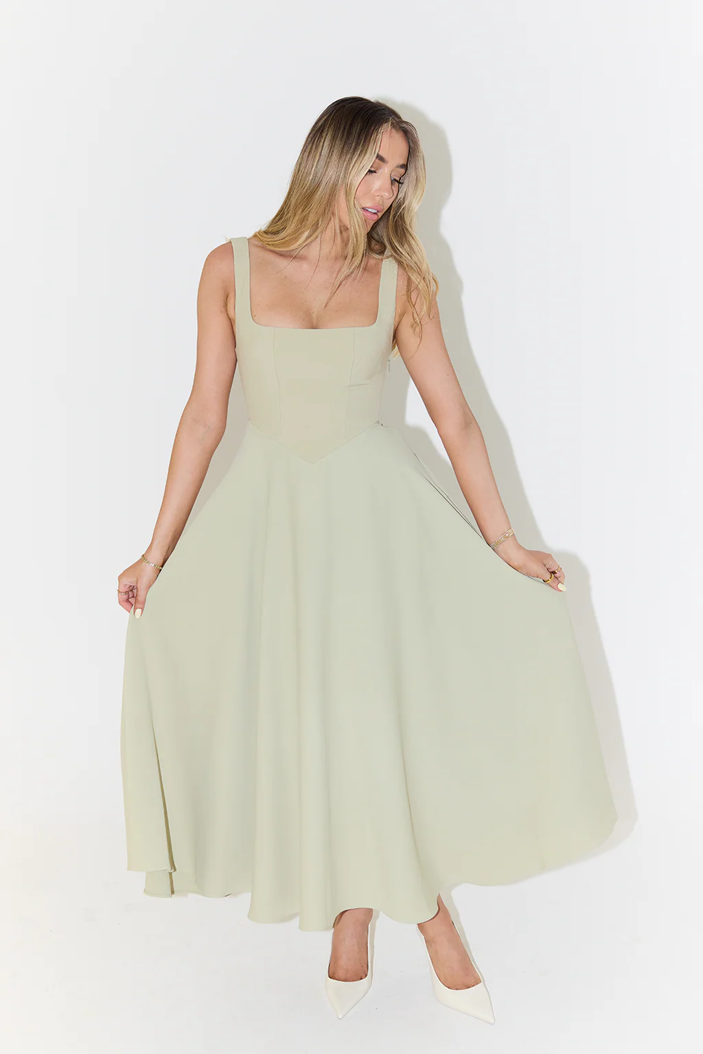 Women's Summer Midi Dress with Square Neckline and Sleeveless - Image 3
