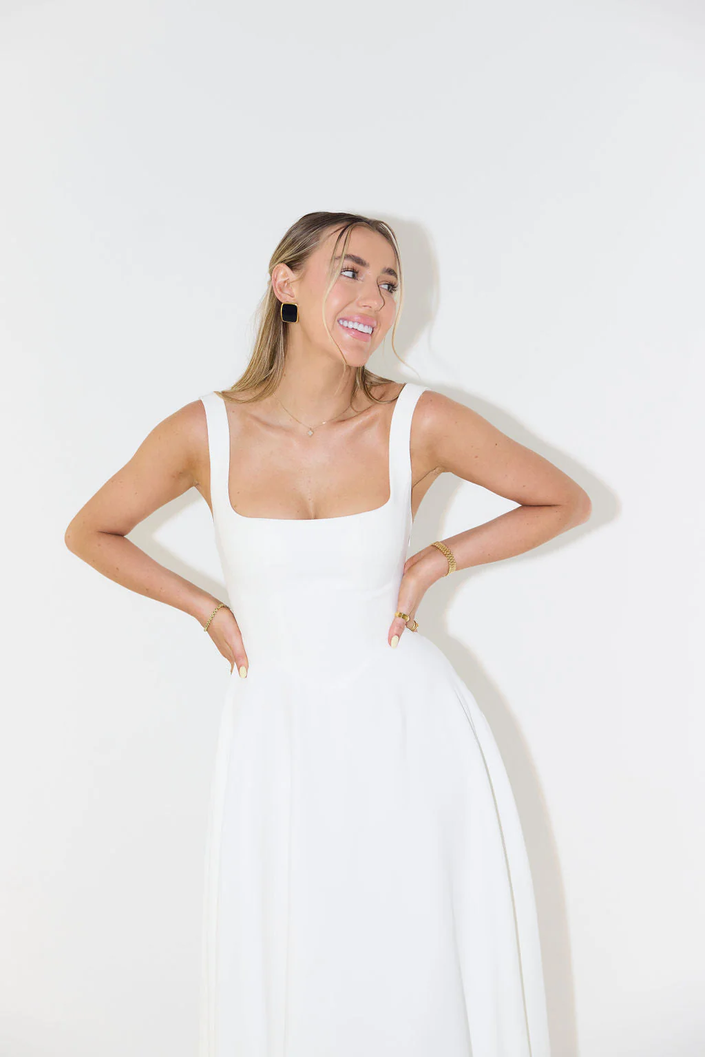 Women's Summer Midi Dress with Square Neckline and Sleeveless - Image 4