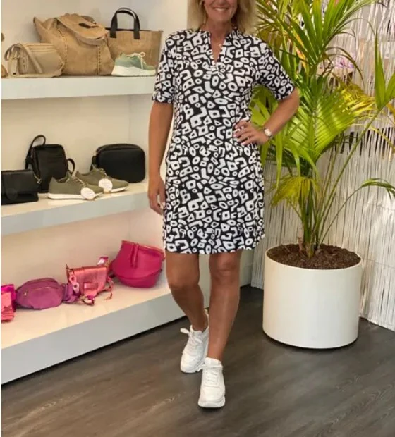 Women's Summer Mini Dress with Prints and Short Sleeves