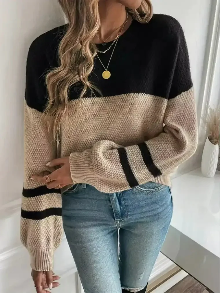Women's Two-Tone Crewneck Sweater - Image 3