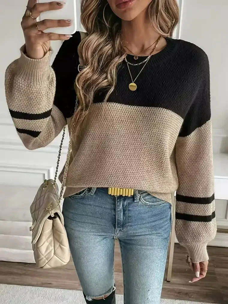 Women's Two-Tone Crewneck Sweater - Image 5